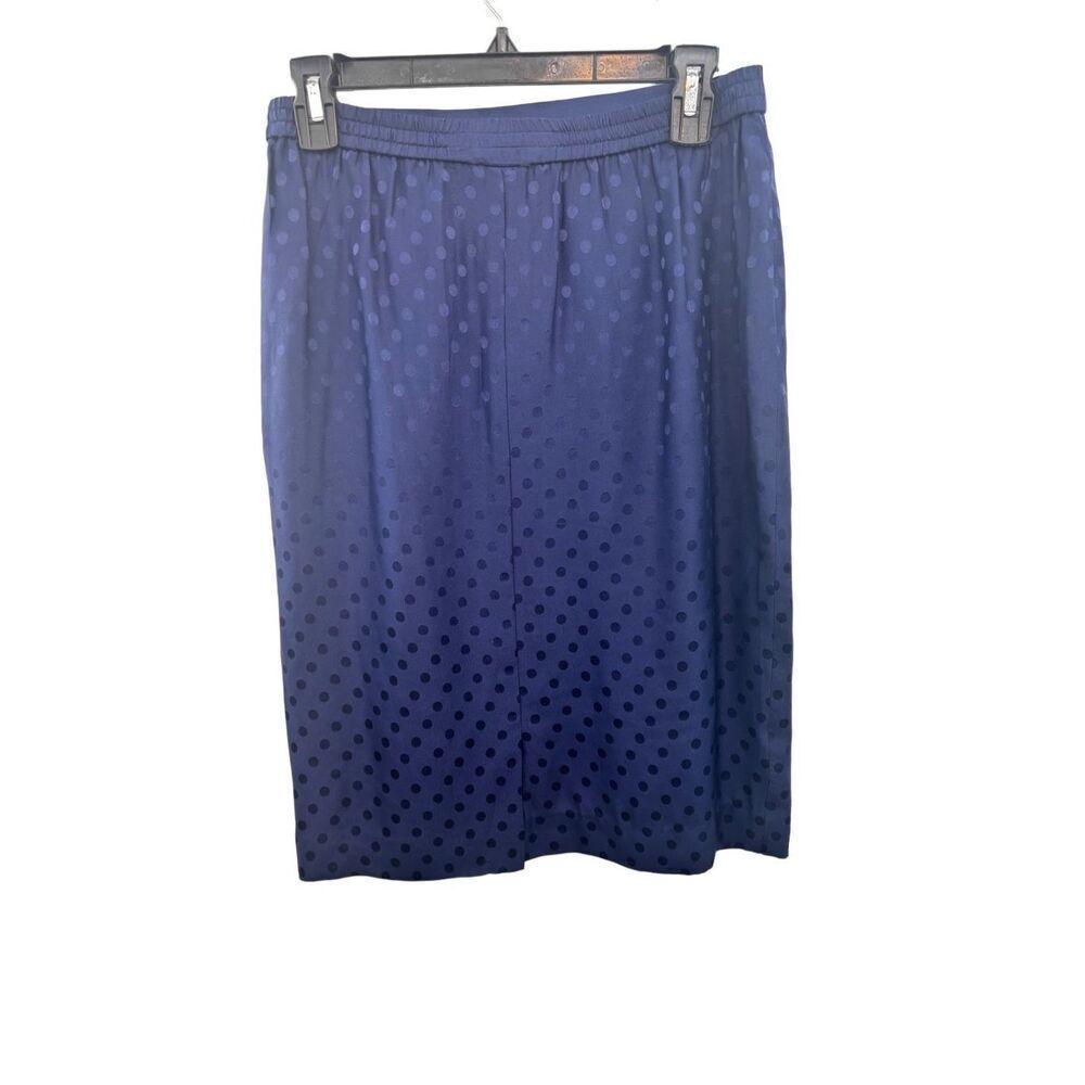 Vintage 100% silkβblue skirt with blue polkadots size 8